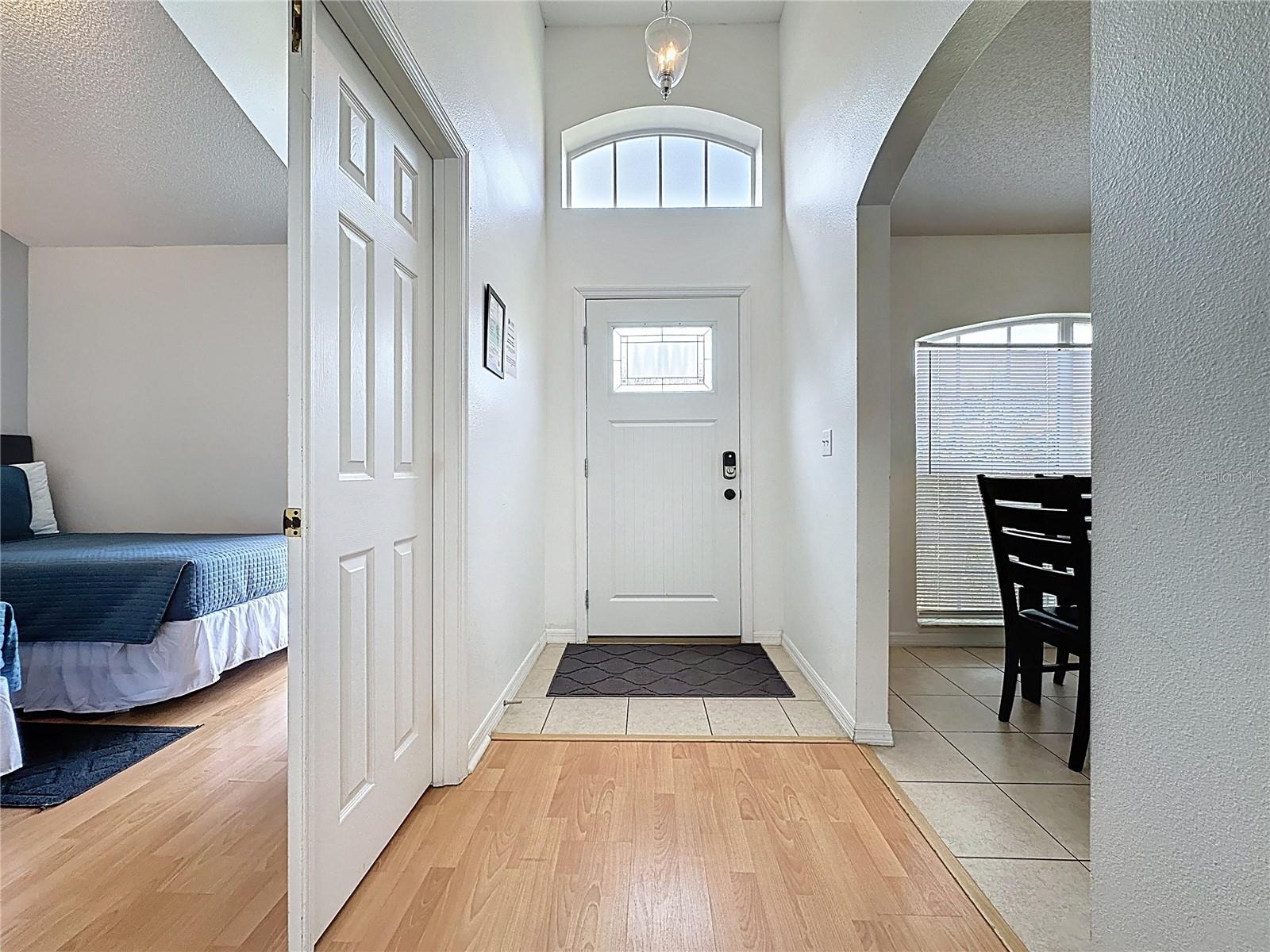 Image 6 of 71 For 2200 Mallory Circle