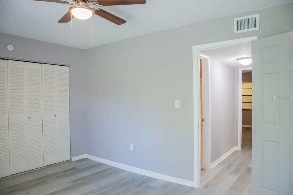 Image 14 of 40 For 130 Johnson Avenue 206