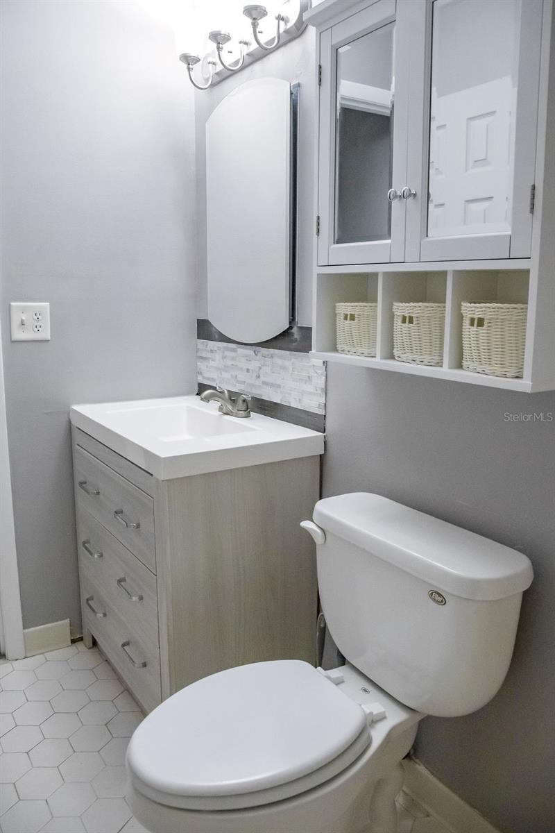 Image 19 of 40 For 130 Johnson Avenue 206