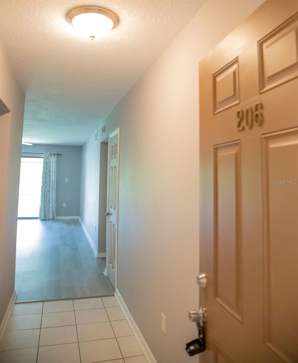 Image 2 of 40 For 130 Johnson Avenue 206