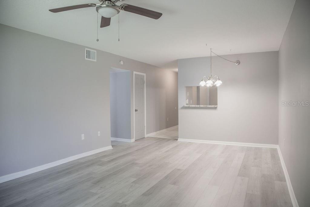 Image 6 of 40 For 130 Johnson Avenue 206