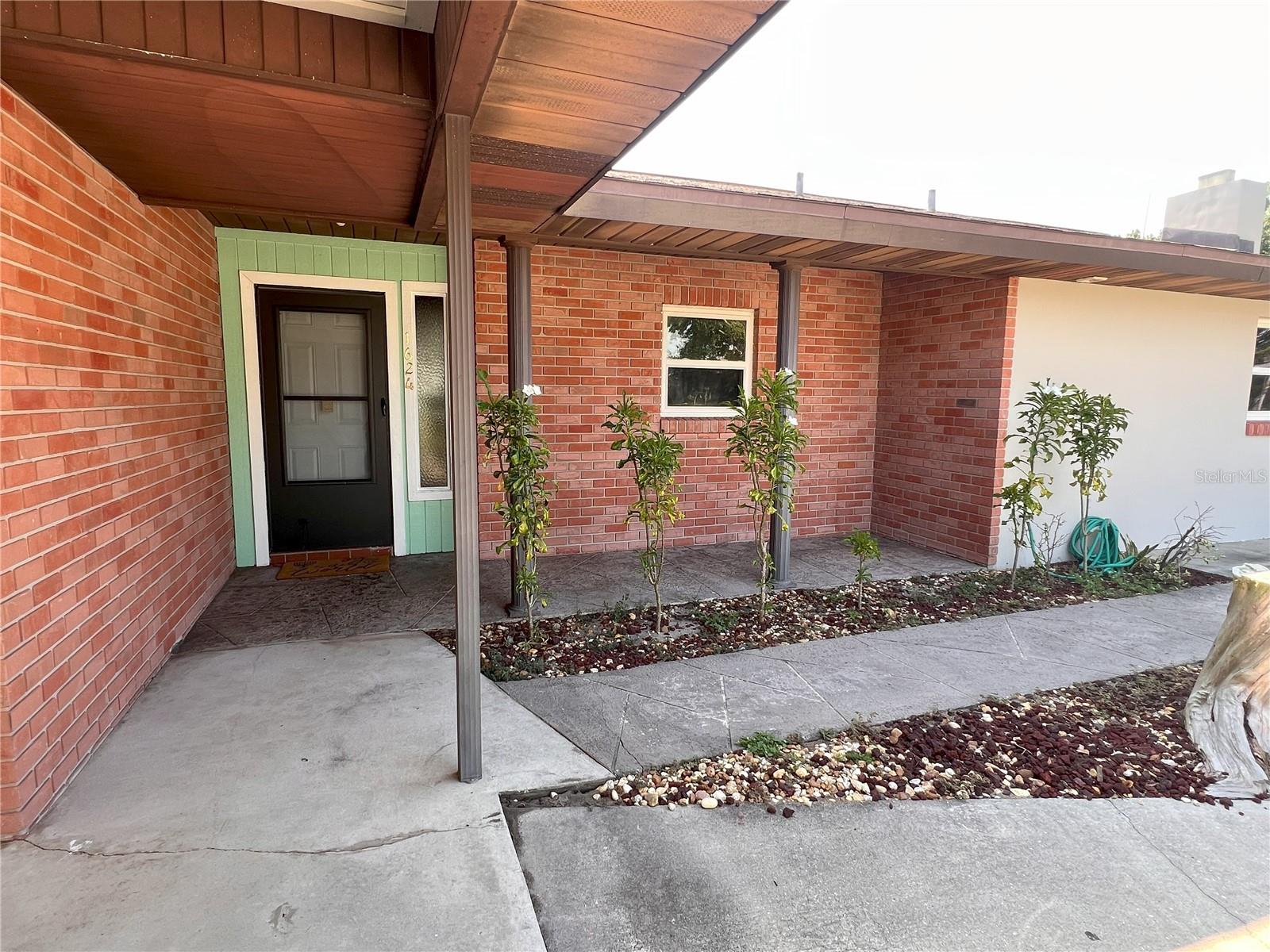 Image 9 of 79 For 1624 Lagrange Avenue