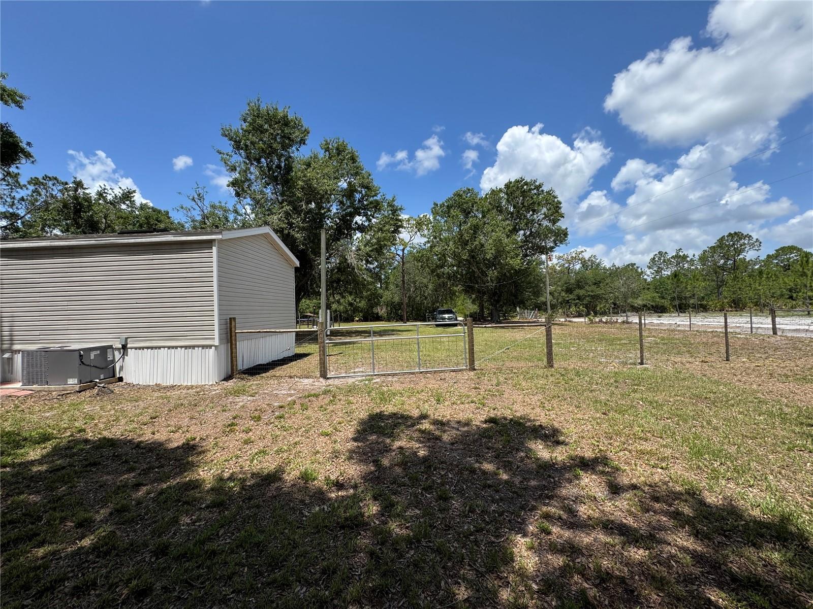 Image 48 of 52 For 1321 Mcclellan Rd