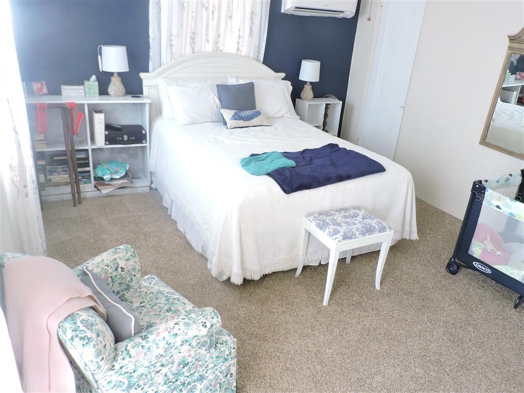 Listing photo id 20 for 7254 Wisteria Lane