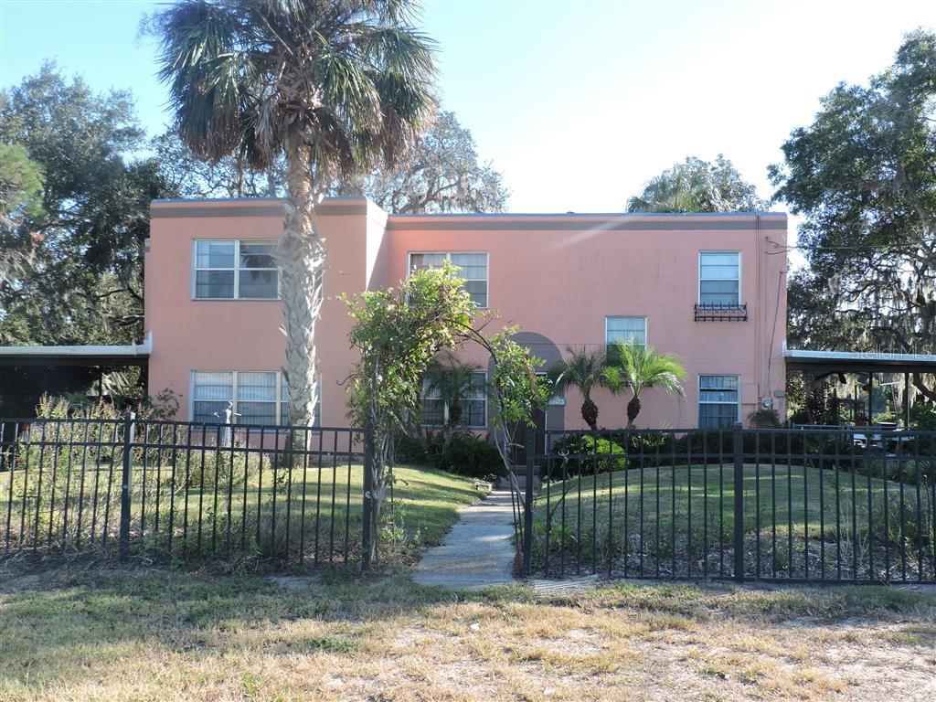 Listing photo id 1 for 7254 Wisteria Lane