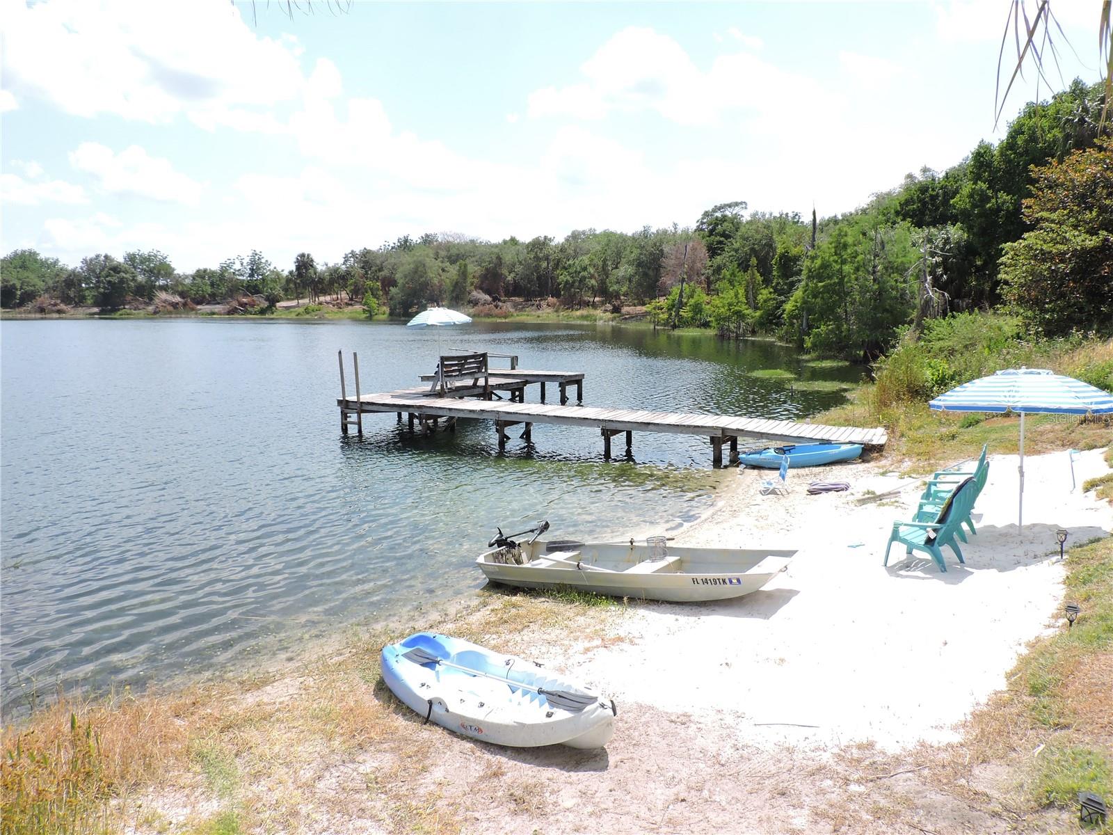 Listing photo id 42 for 7254 Wisteria Lane