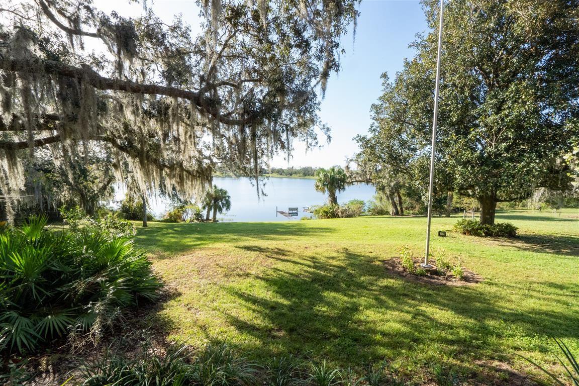 Listing photo id 50 for 7254 Wisteria Lane