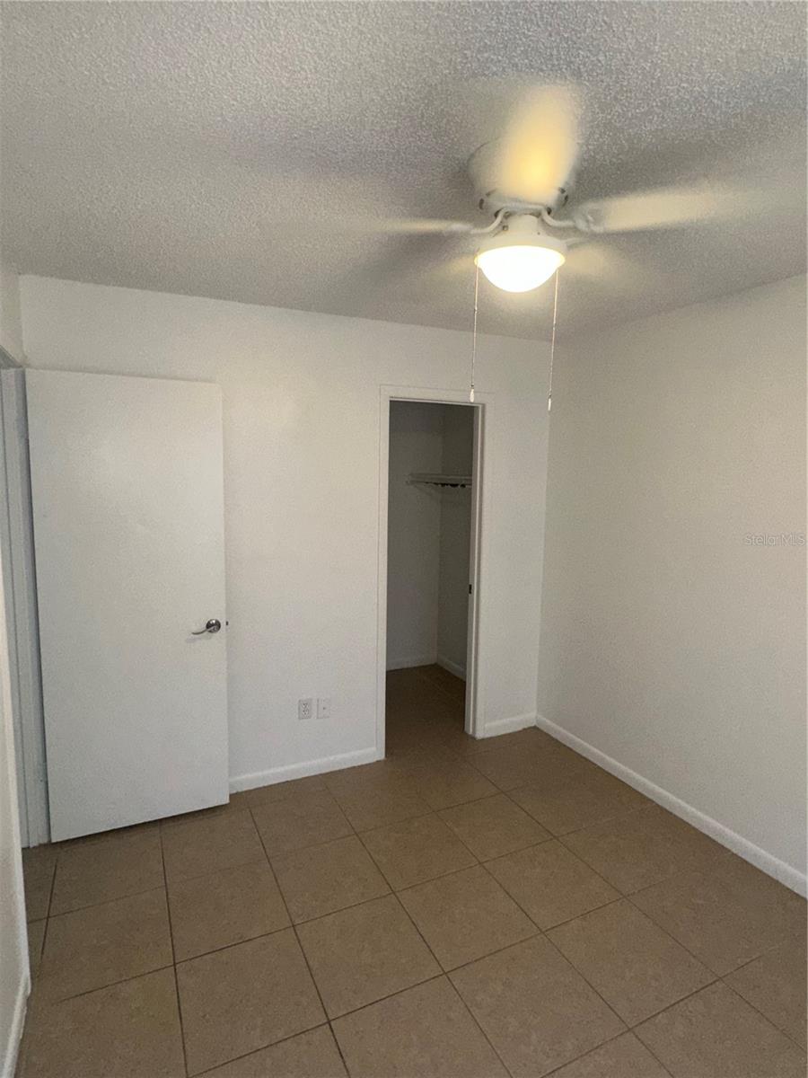 Image 6 of 8 For 2220 Leo Drive C