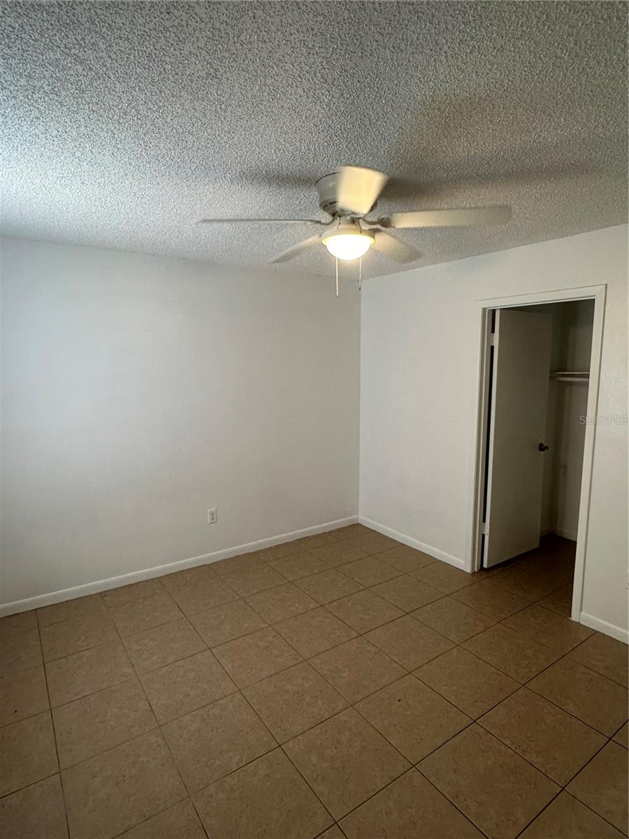 Image 8 of 8 For 2220 Leo Drive C