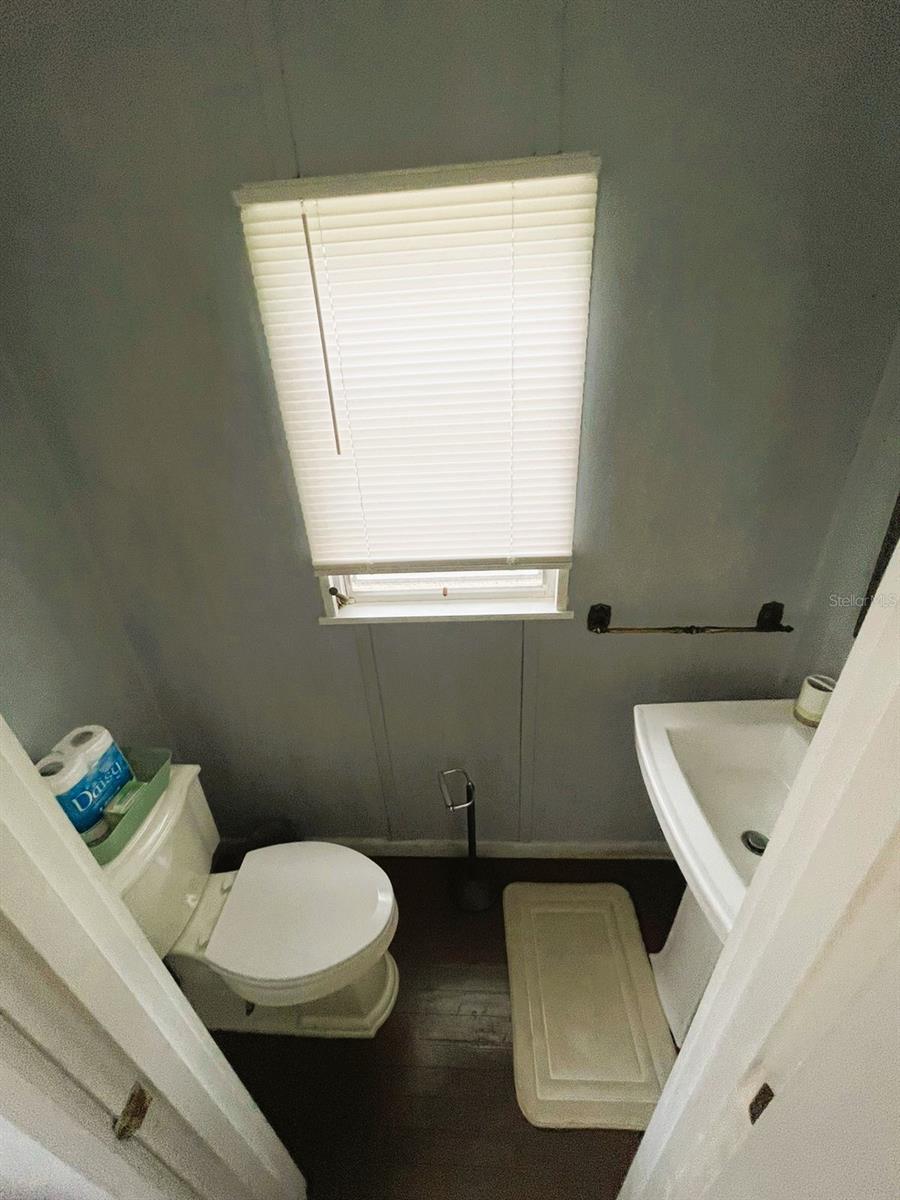 Image 9 of 26 For 61 Prospect Avenue