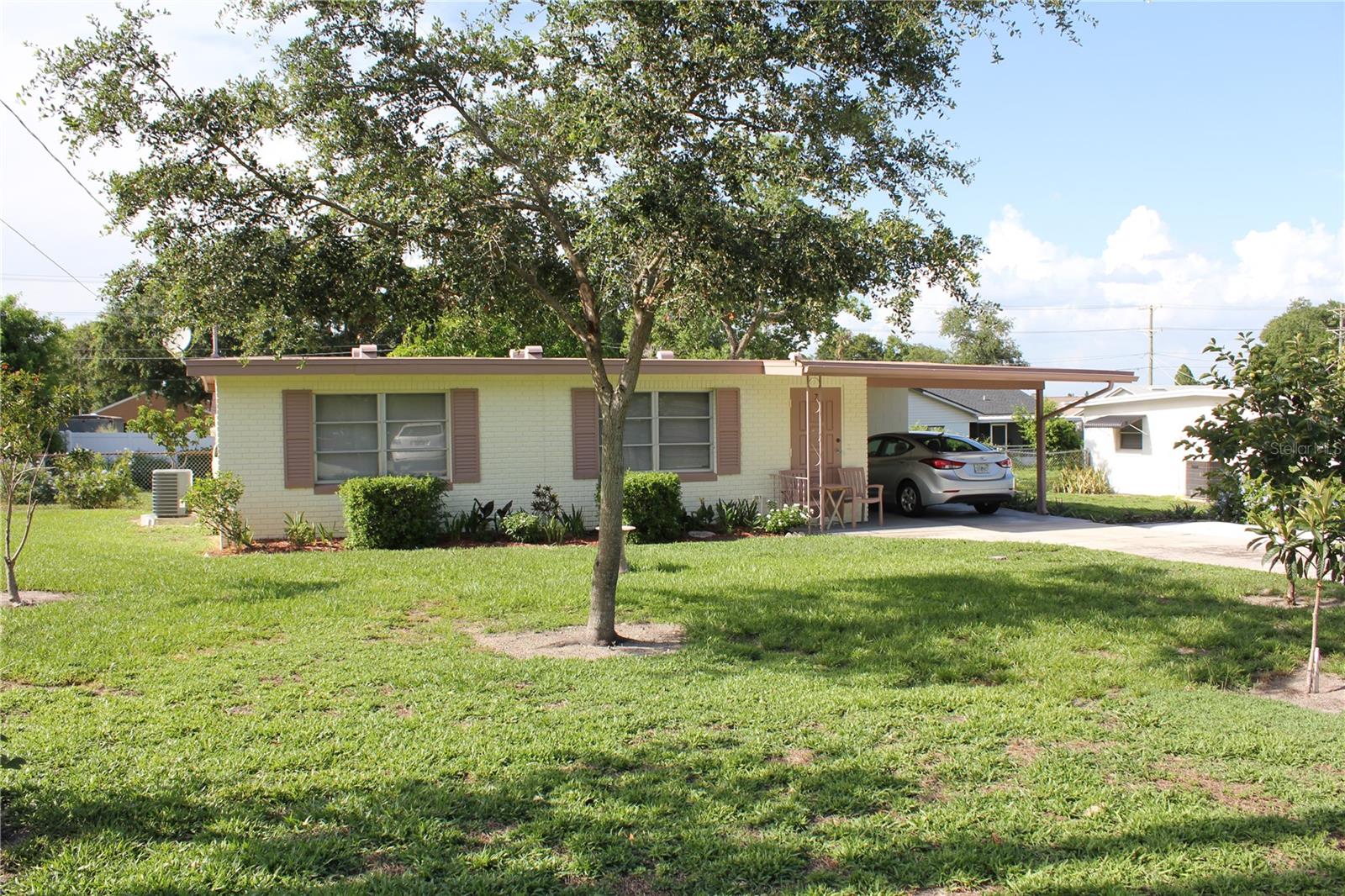 Details for 7 Lamplight Lane, WINTER HAVEN, FL 33884