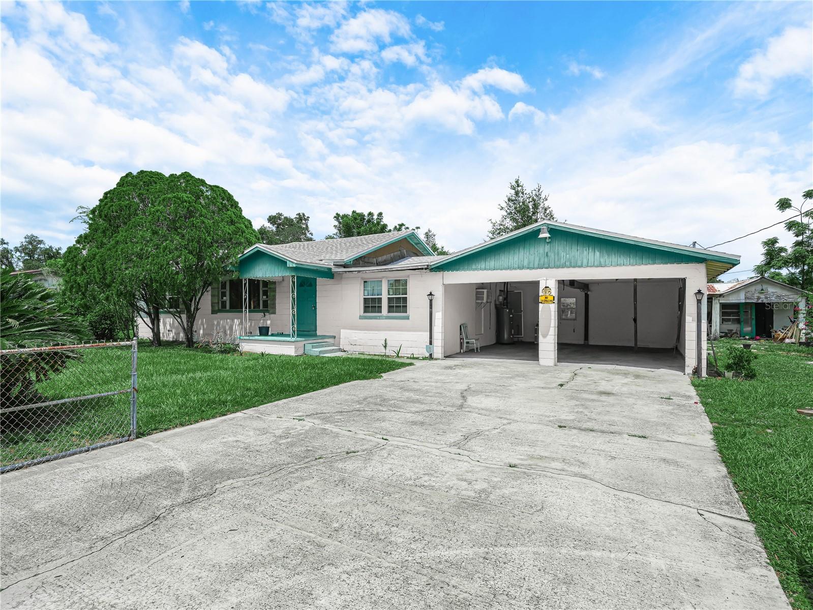 Image 2 of 43 For 715 Seminole Avenue