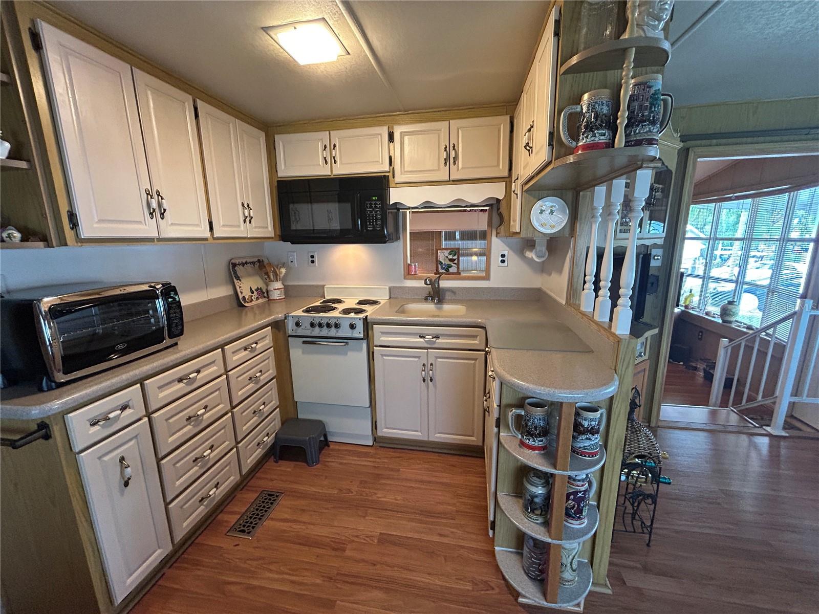 Image 10 of 29 For 2 Woodruff Way