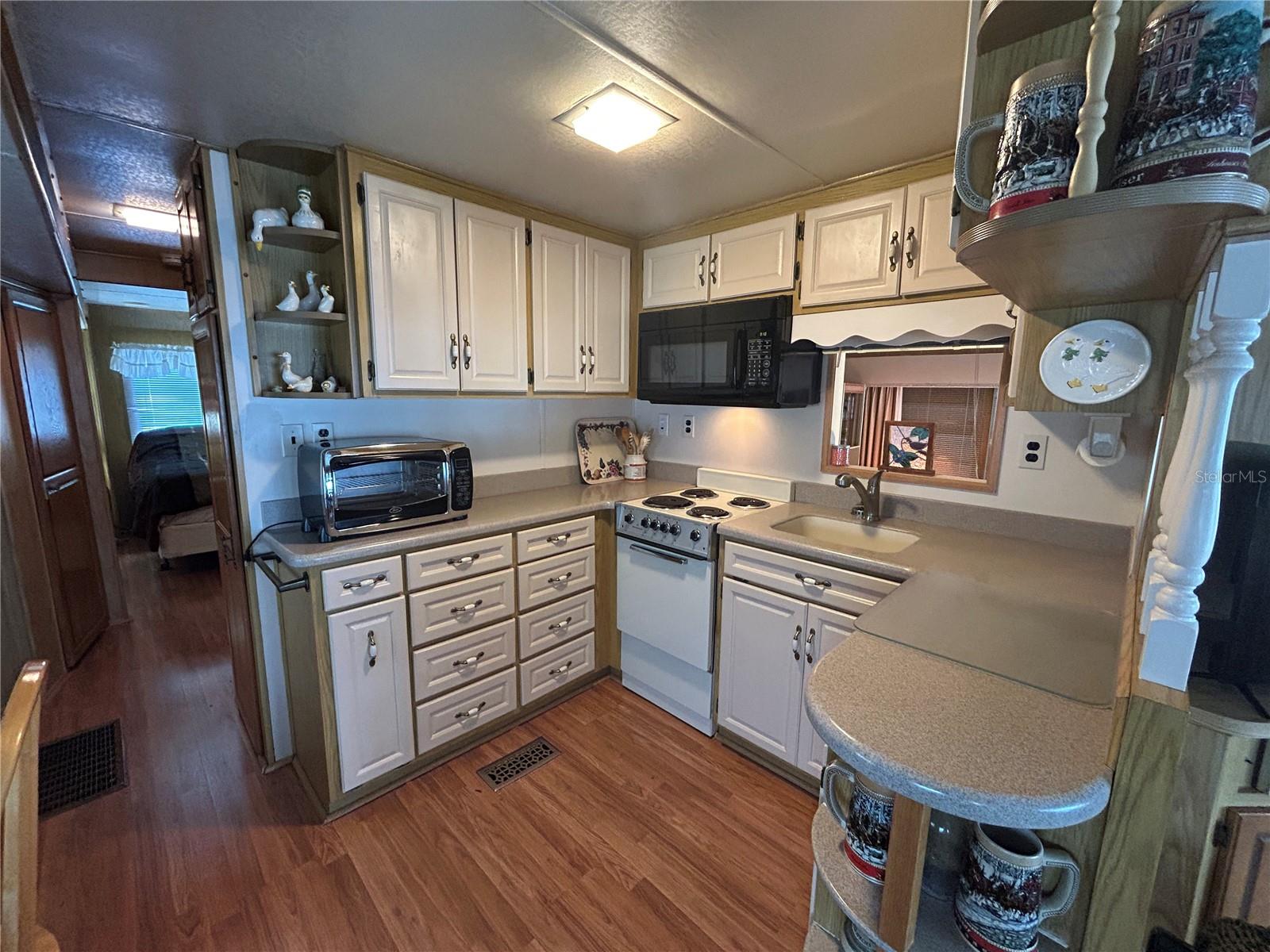 Image 9 of 29 For 2 Woodruff Way