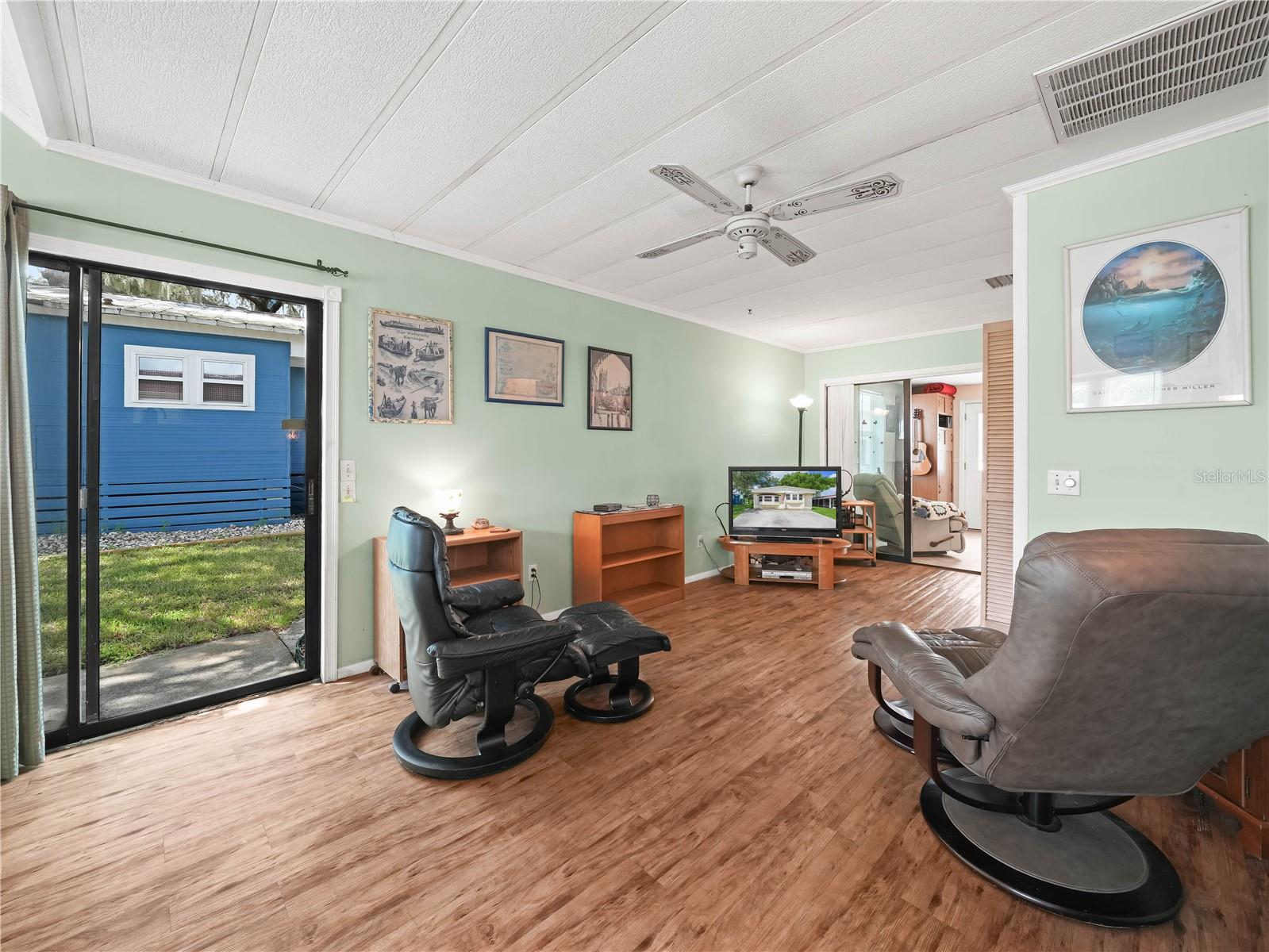 Image 4 of 34 For 34 Silversides Street