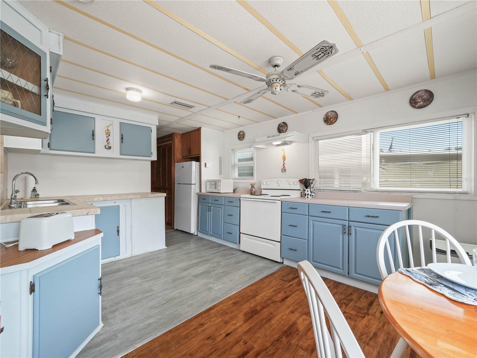 Image 9 of 34 For 34 Silversides Street