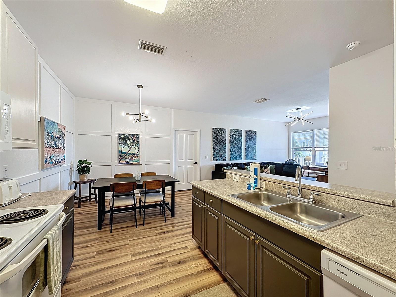 Image 12 of 40 For 5013 Hemingway Circle 5013