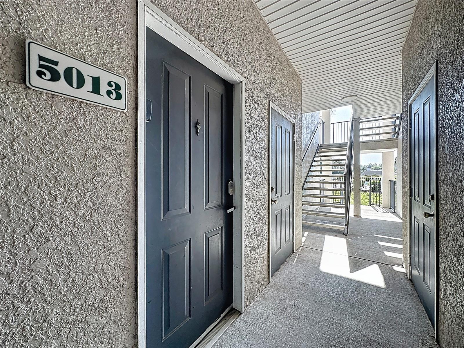 Image 2 of 40 For 5013 Hemingway Circle 5013