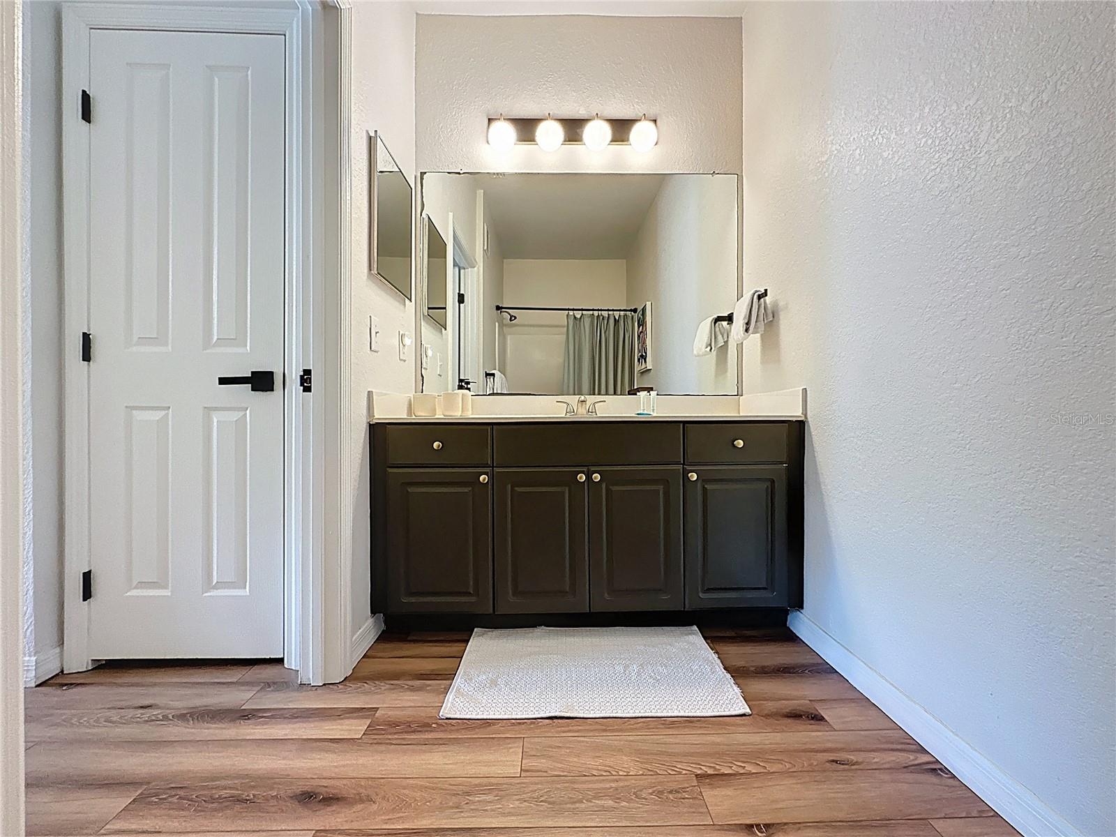Image 31 of 40 For 5013 Hemingway Circle 5013
