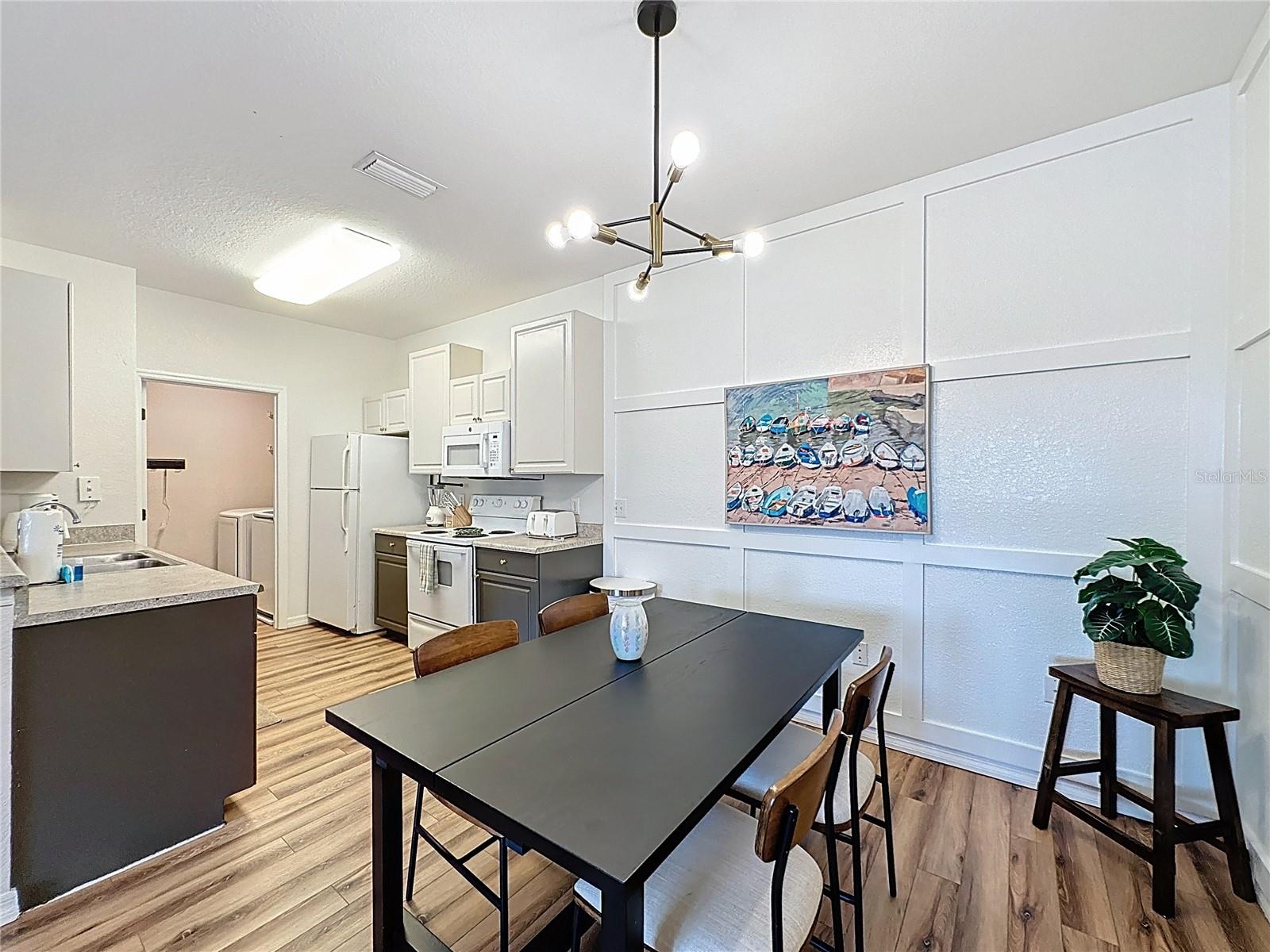 Image 6 of 40 For 5013 Hemingway Circle 5013