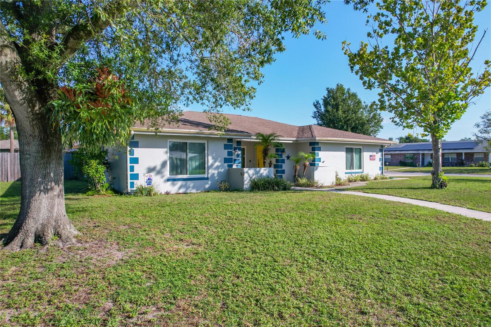 Image 2 of 49 For 1125 Cephia Street