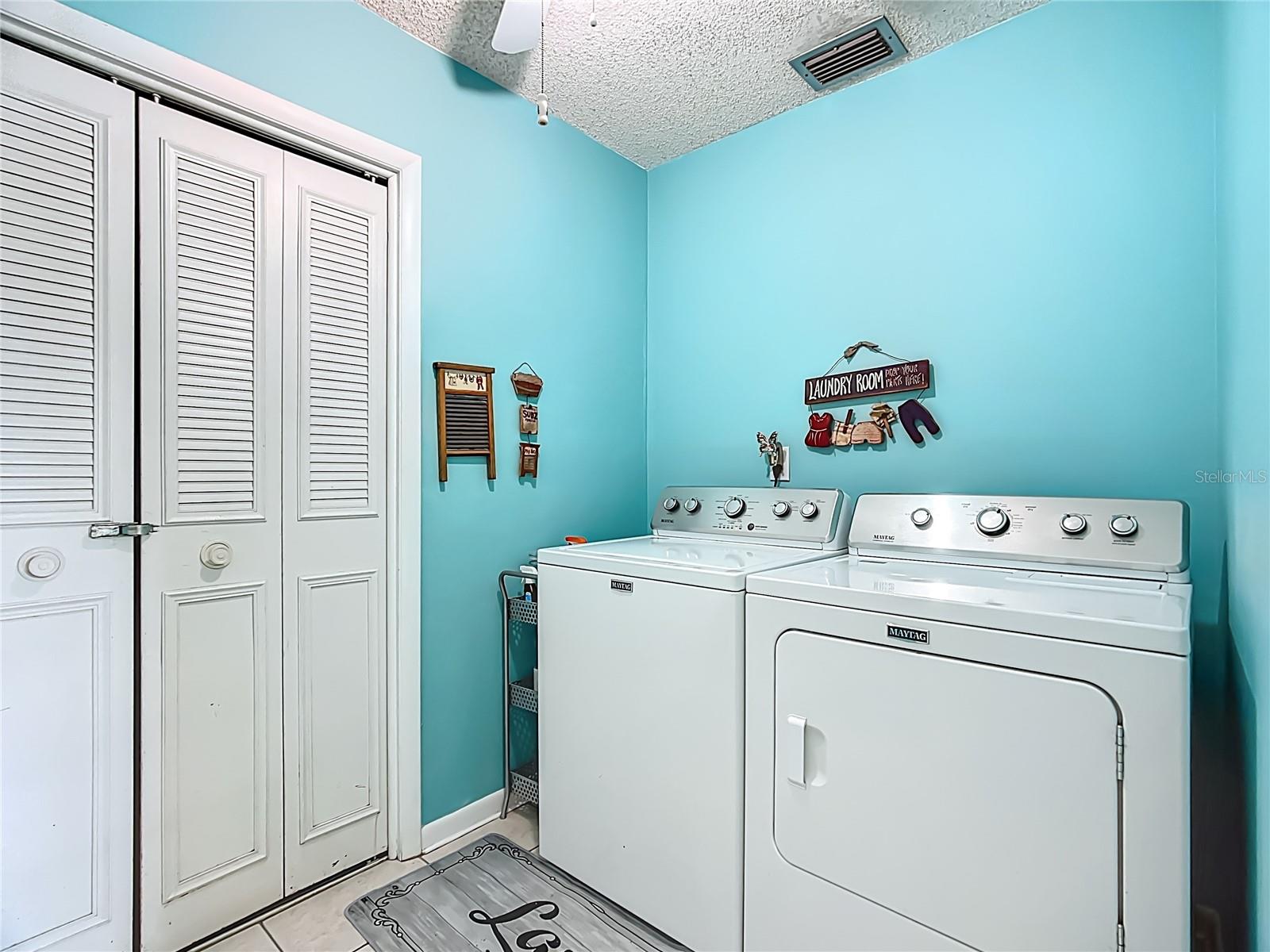 Image 33 of 49 For 1125 Cephia Street