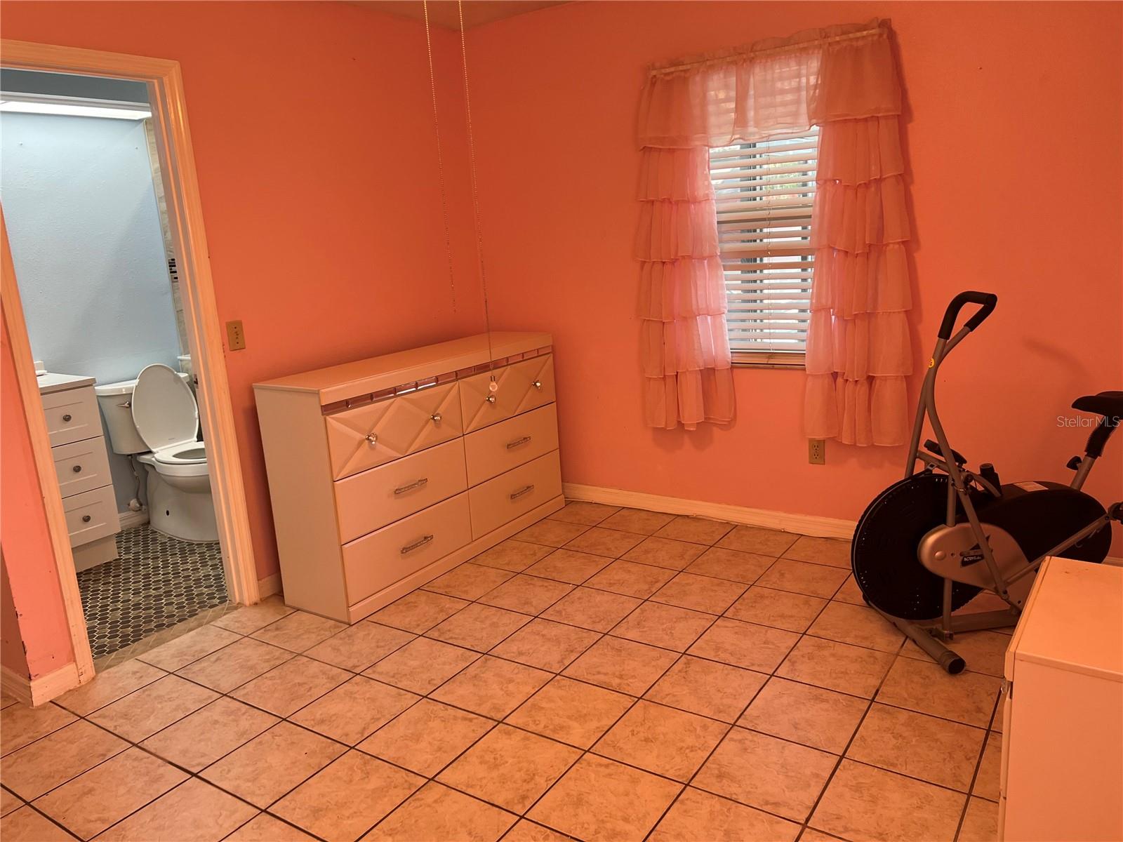 Image 31 of 33 For 1433 Covington Court