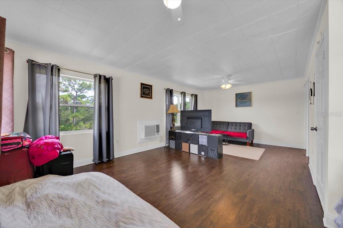 Image 18 of 43 For 6900 Miami Drive