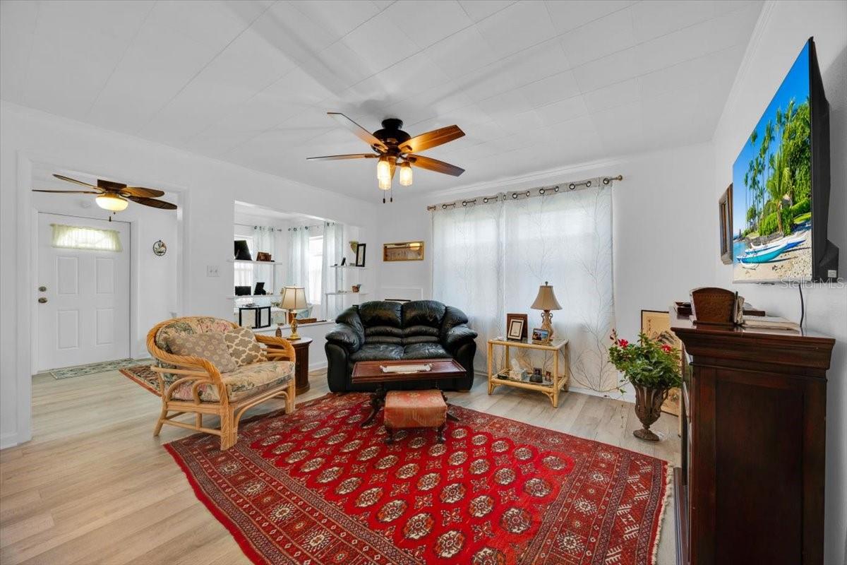 Image 7 of 43 For 6900 Miami Drive