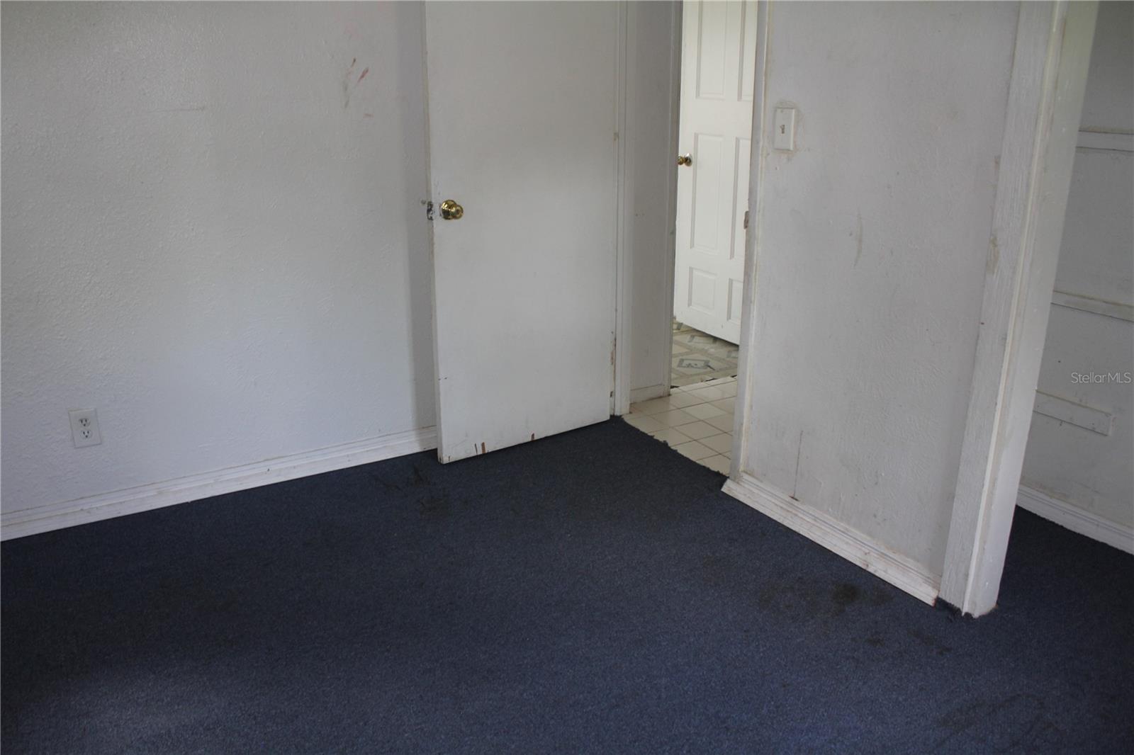 Image 14 of 19 For 1890 Valencia Drive