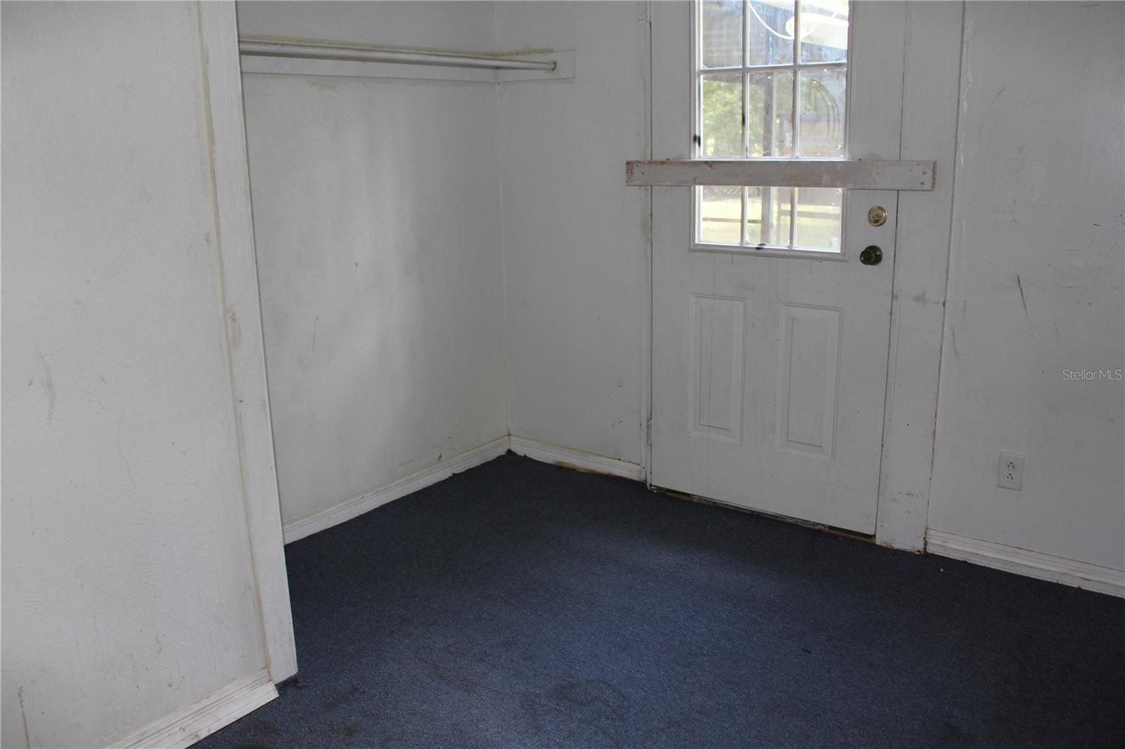 Image 15 of 19 For 1890 Valencia Drive