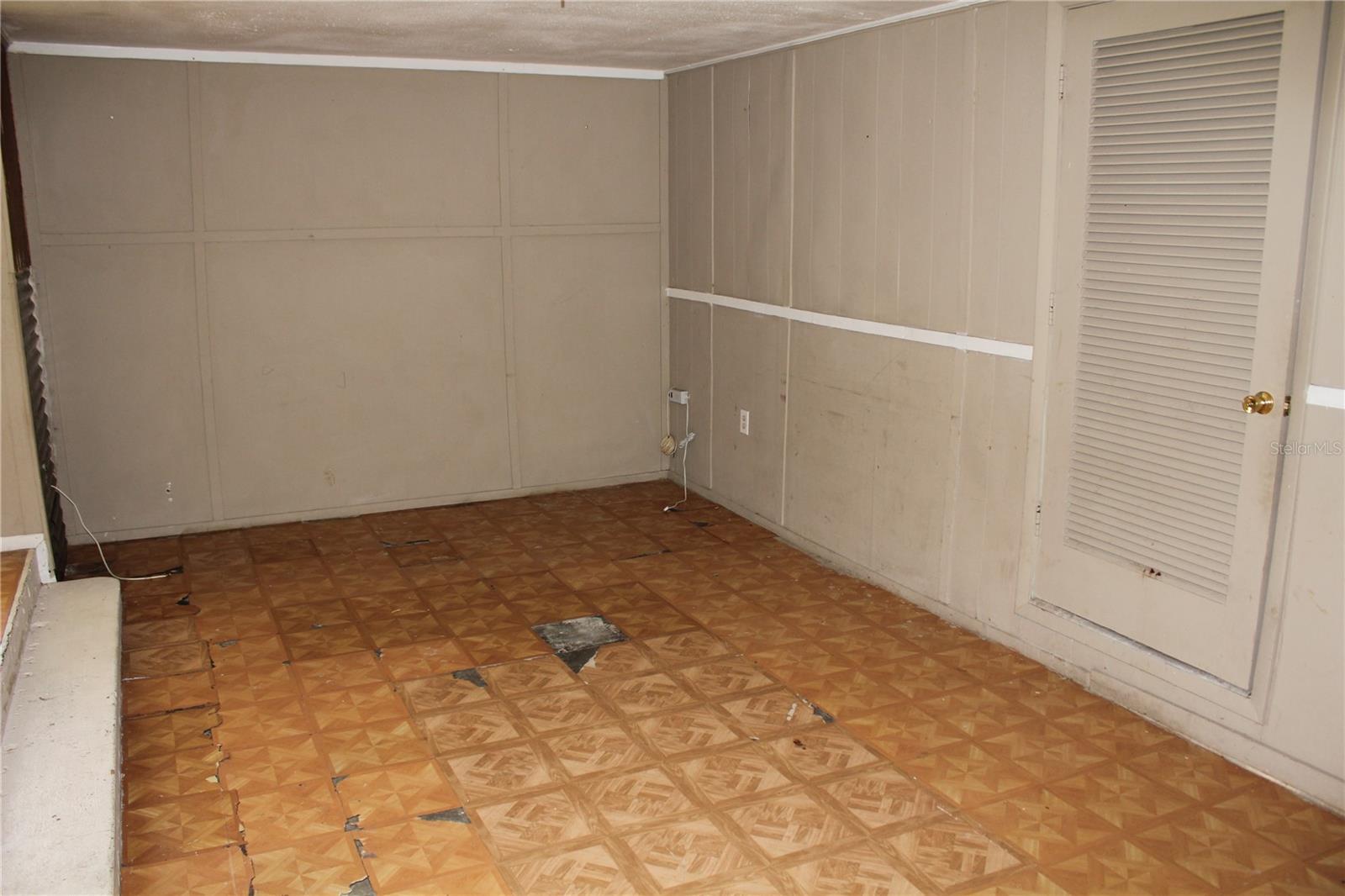 Image 2 of 19 For 1890 Valencia Drive