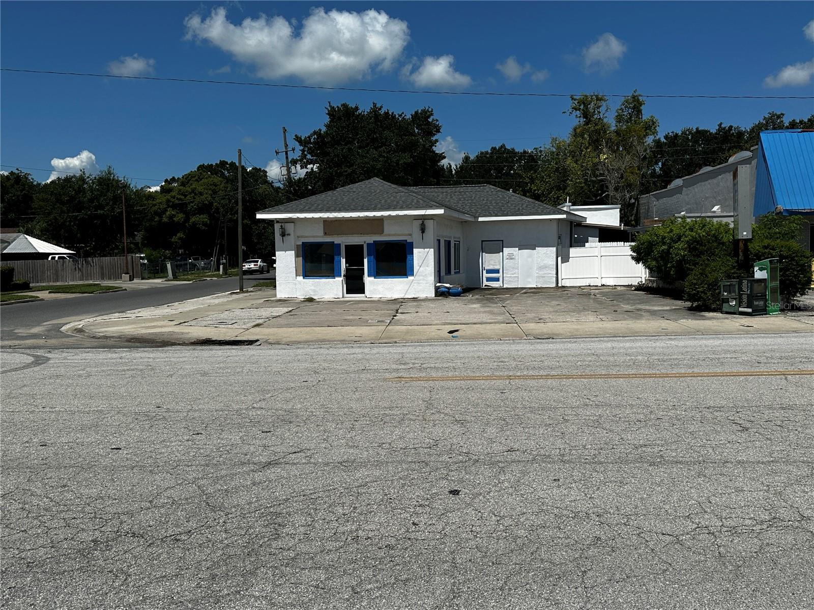 Details for 240 1st Street, LAKE WALES, FL 33853