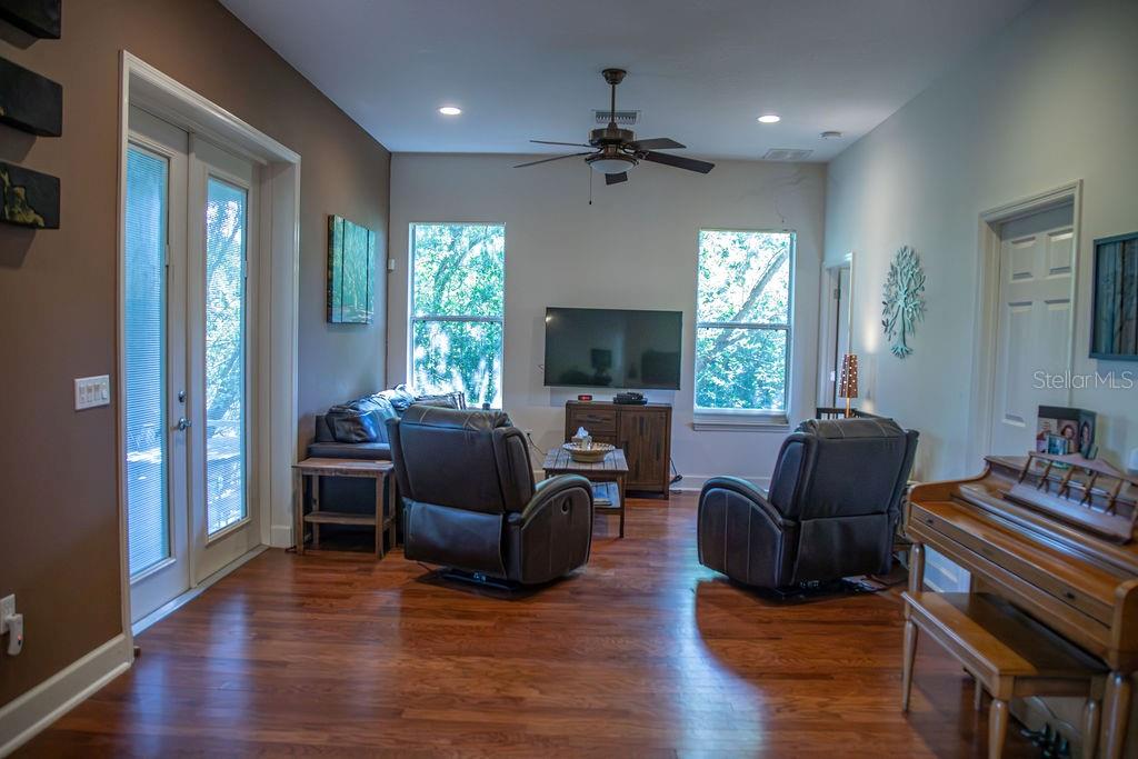 Image 15 of 96 For 929 Carlton Avenue