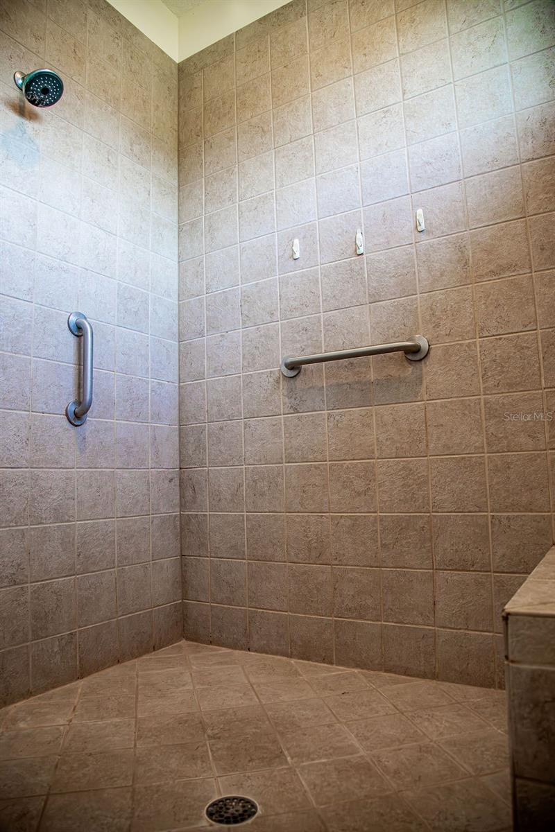 Image 32 of 96 For 929 Carlton Avenue