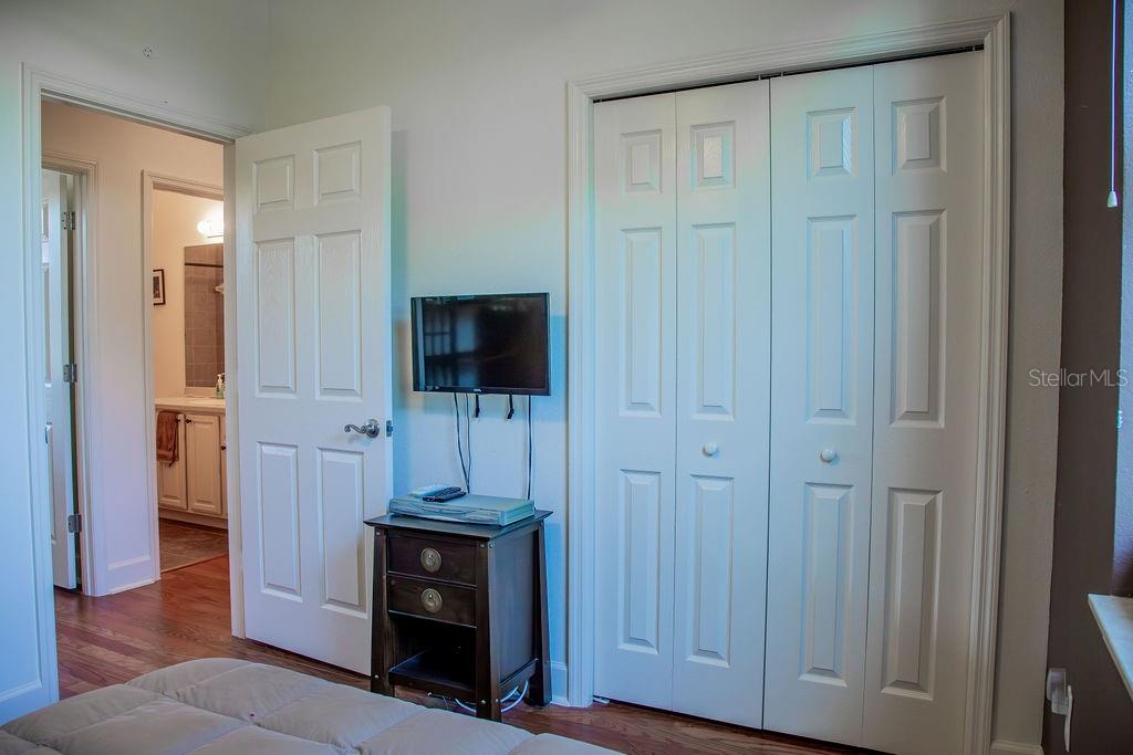 Image 45 of 96 For 929 Carlton Avenue