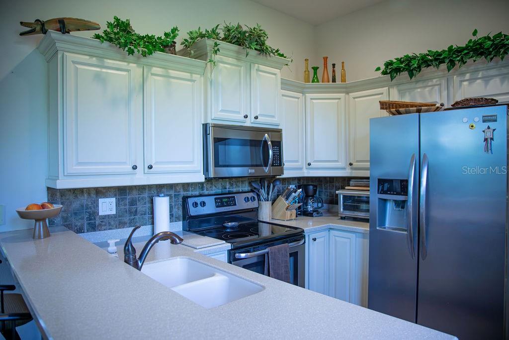 Image 6 of 96 For 929 Carlton Avenue