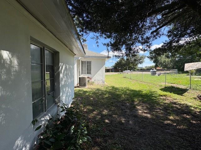 Image 21 of 28 For 826 State Road 60 E