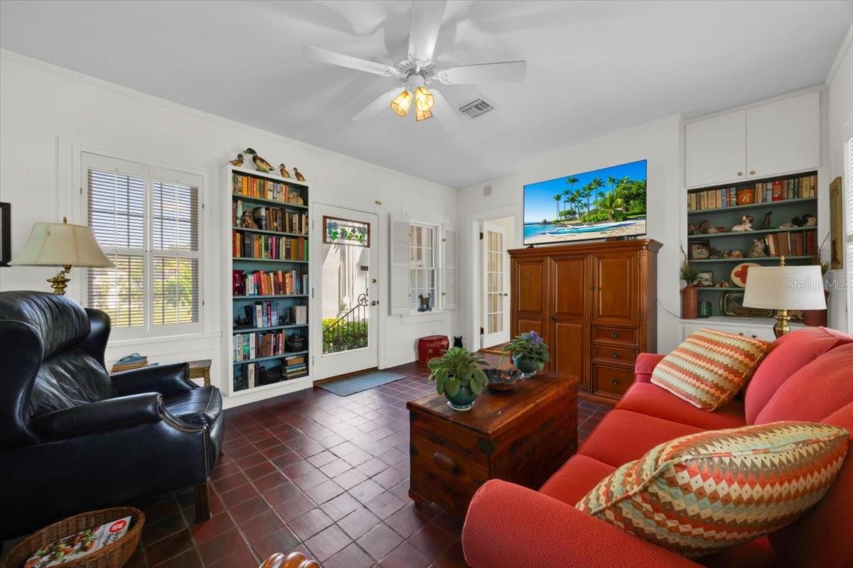 Image 22 of 41 For 945 7th Street Nw