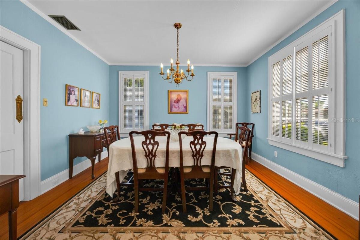 Image 7 of 41 For 945 7th Street Nw