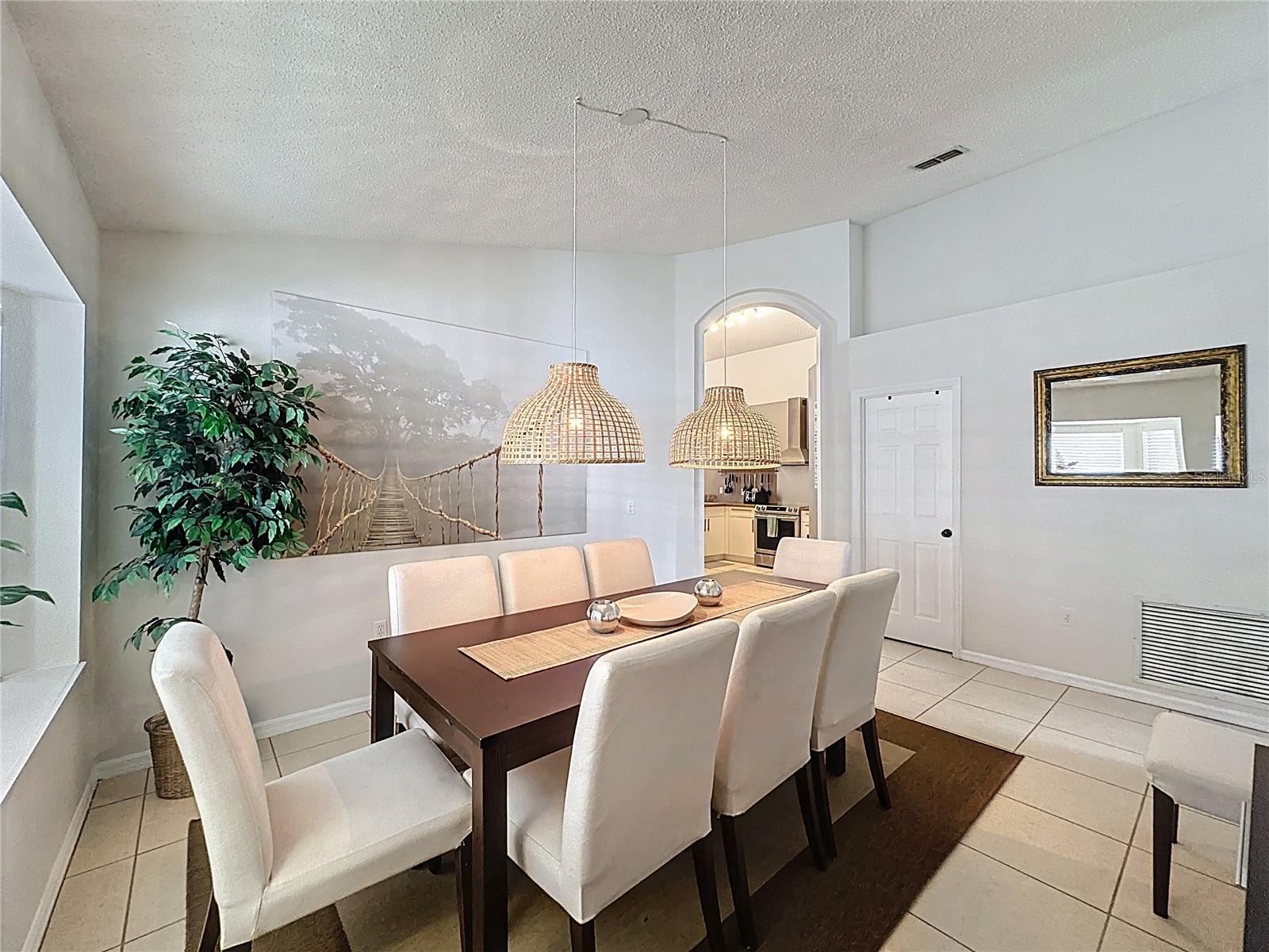 Image 13 of 82 For 1521 Gulf Vue Drive