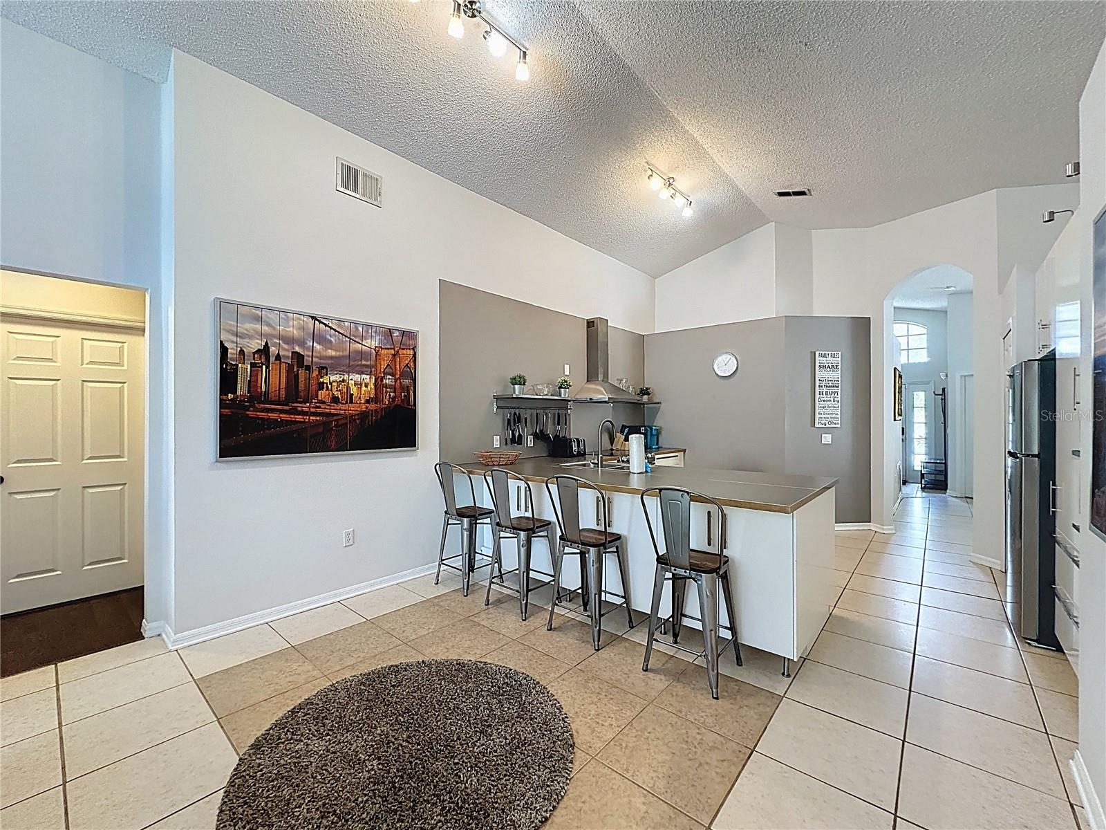 Image 21 of 82 For 1521 Gulf Vue Drive