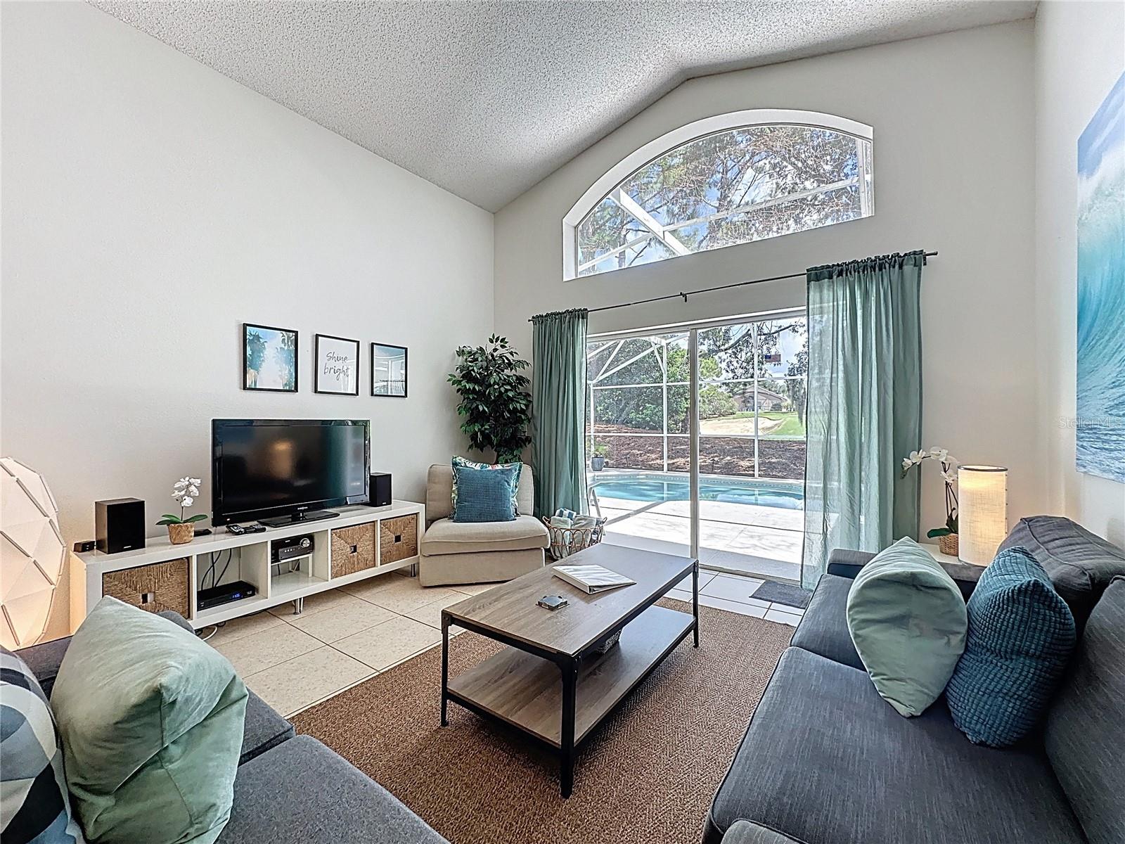 Image 24 of 82 For 1521 Gulf Vue Drive