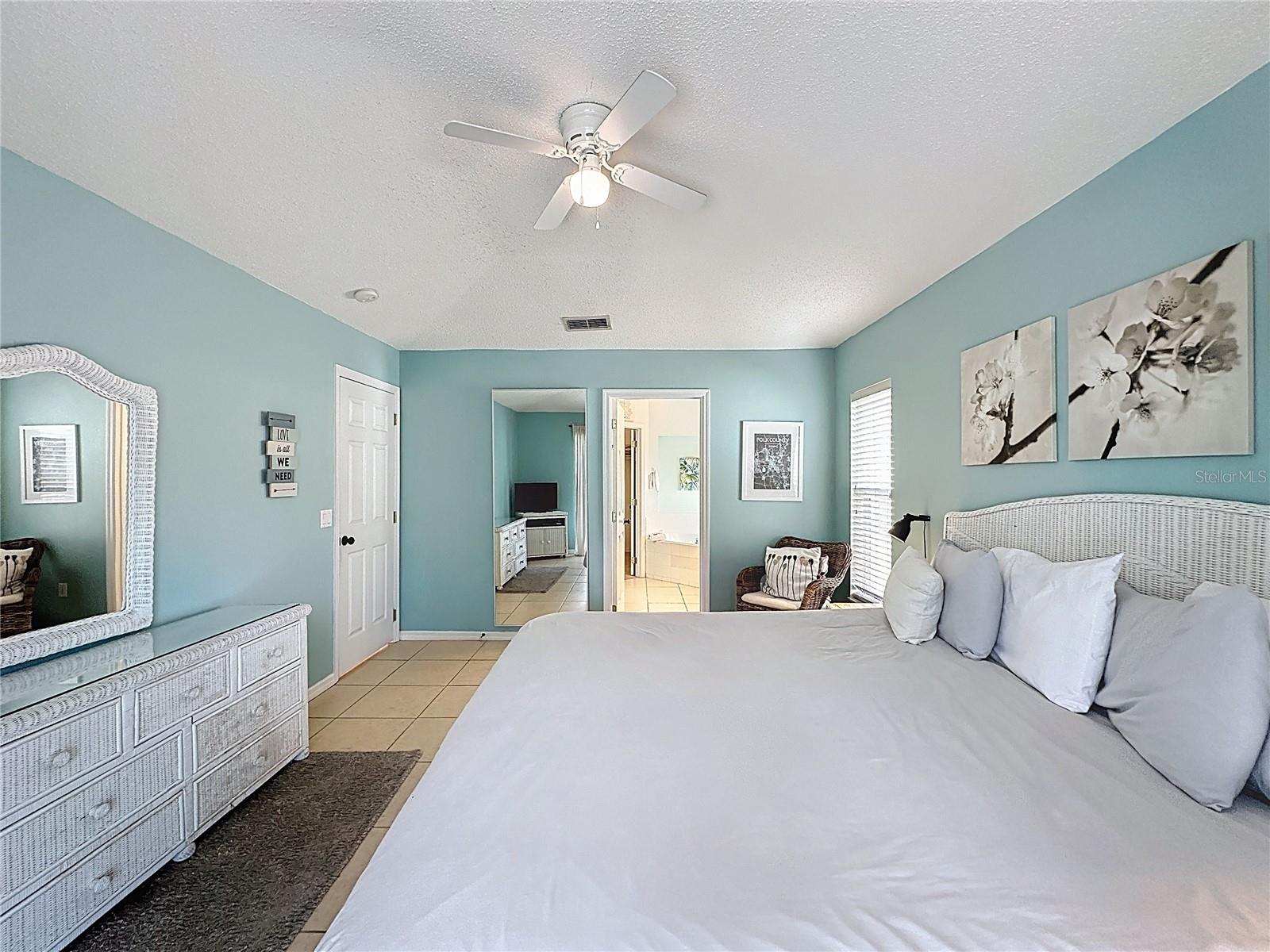 Image 31 of 82 For 1521 Gulf Vue Drive