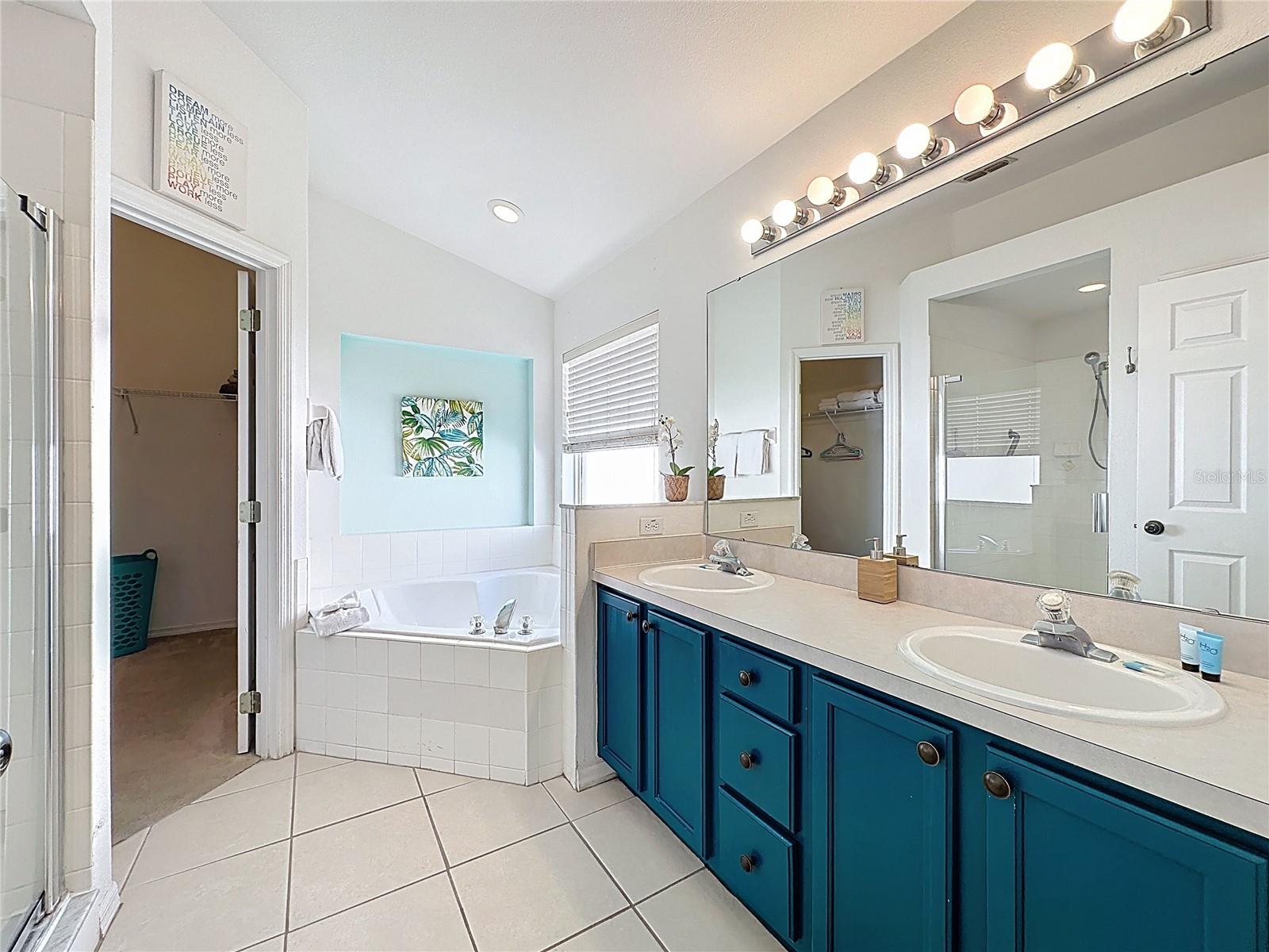 Image 32 of 82 For 1521 Gulf Vue Drive