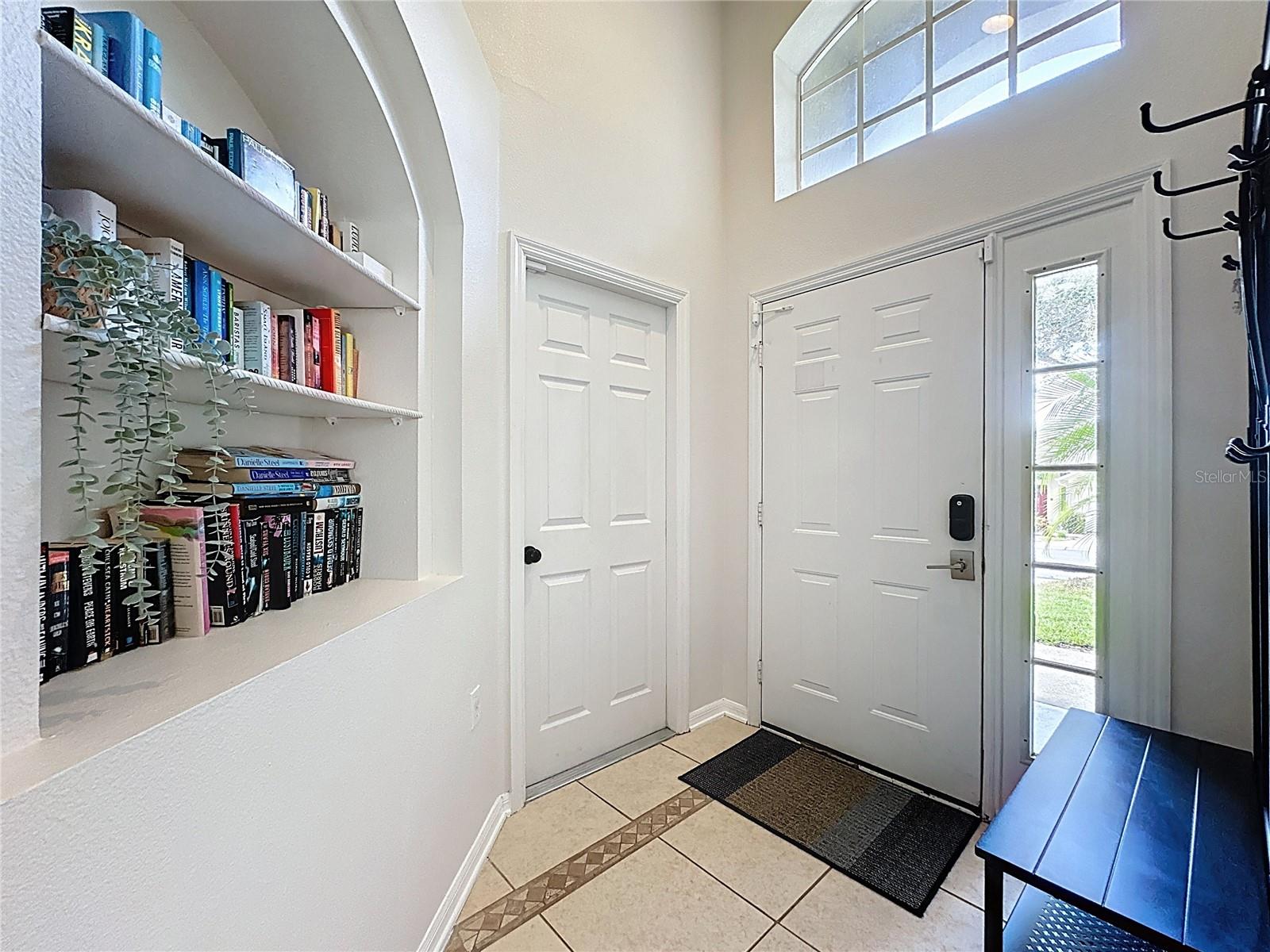 Image 4 of 82 For 1521 Gulf Vue Drive