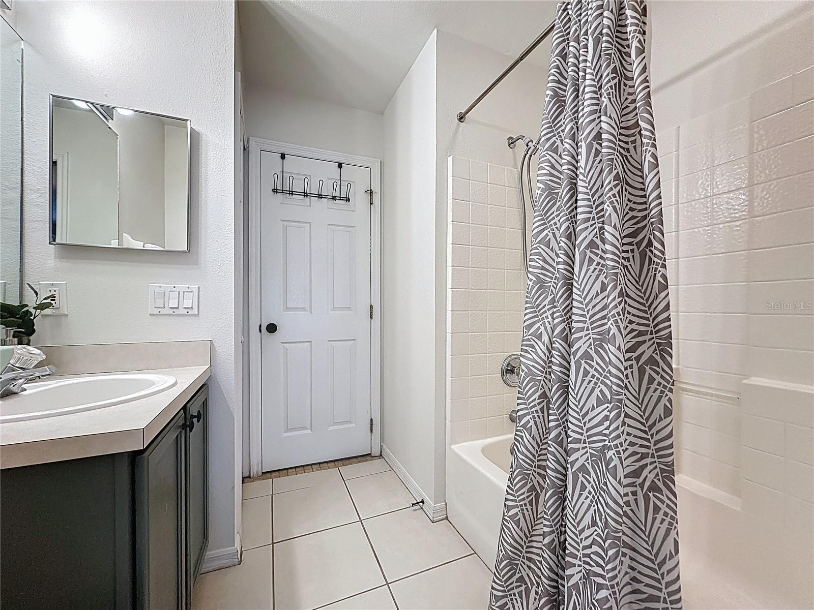 Image 43 of 82 For 1521 Gulf Vue Drive