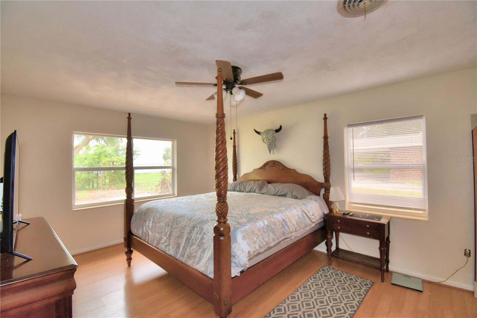 Image 22 of 44 For 823 Lake Reedy Boulevard