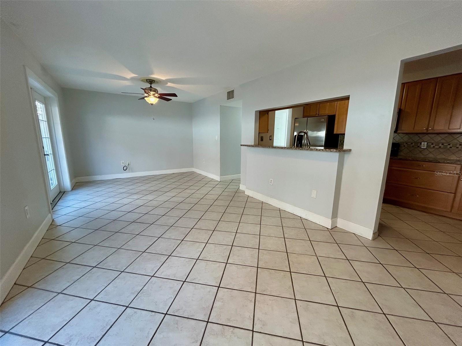 Image 17 of 19 For 5850 Cypress Gardens Boulevard 403