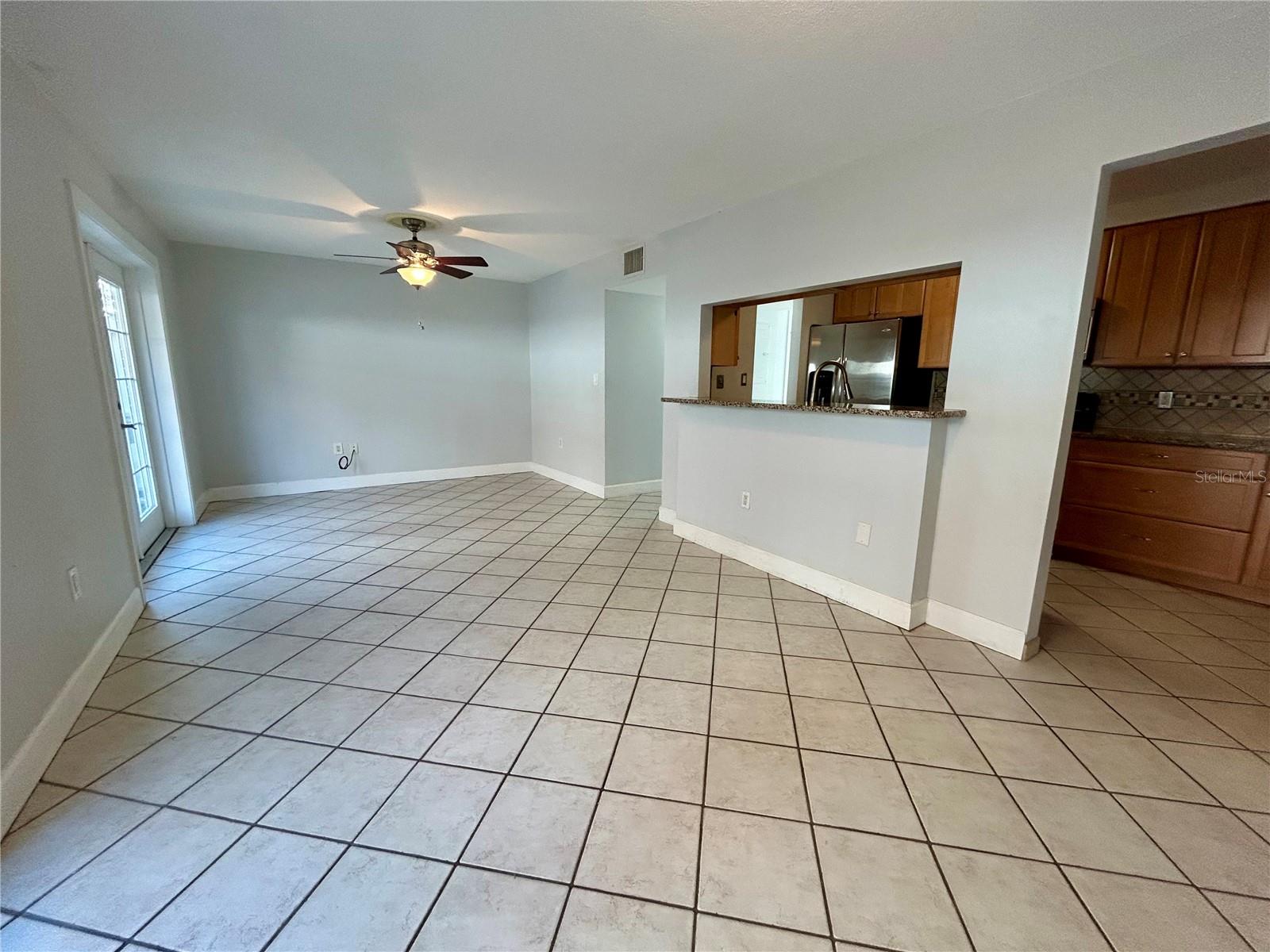 Image 4 of 19 For 5850 Cypress Gardens Boulevard 403